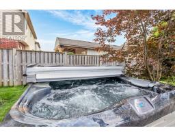 12 OLIVER CRESCENT - 42