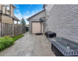 12 OLIVER CRESCENT - 43