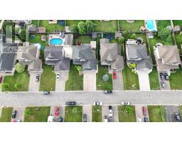 12 OLIVER CRESCENT - 48