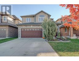 722 FRONTENAC CRESCENT - 1