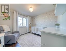 722 FRONTENAC CRESCENT - 22