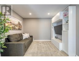 722 FRONTENAC CRESCENT - 28