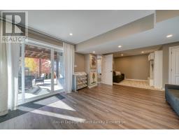 722 FRONTENAC CRESCENT - 31