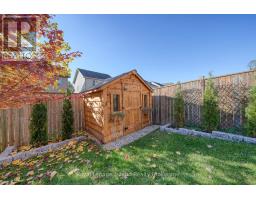 722 FRONTENAC CRESCENT - 40