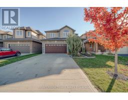 722 FRONTENAC CRESCENT - 44