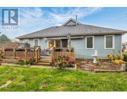 5 DEREHAM DRIVE - 21