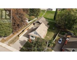 206 SYDENHAM STREET - 3