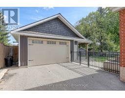 206 SYDENHAM STREET - 8