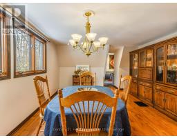 525639 OXFORD CENTRE ROAD - 17