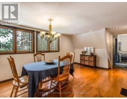 525639 OXFORD CENTRE ROAD - 18