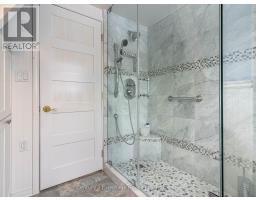 525639 OXFORD CENTRE ROAD - 22