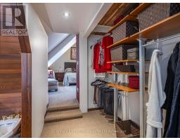 525639 OXFORD CENTRE ROAD - 30