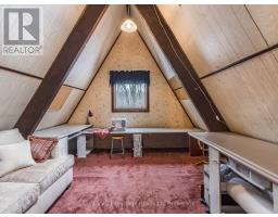 525639 OXFORD CENTRE ROAD - 34