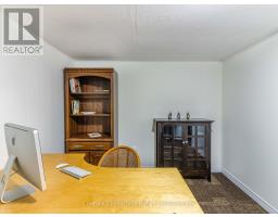 525639 OXFORD CENTRE ROAD - 39