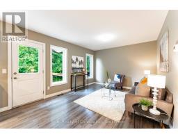 8 - 343 HURON STREET - 3