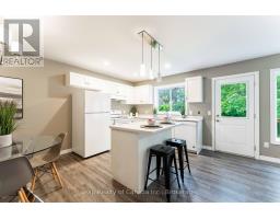 8 - 343 HURON STREET - 6