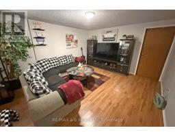 3 - 388 SPRINGBANK AVENUE N - 24