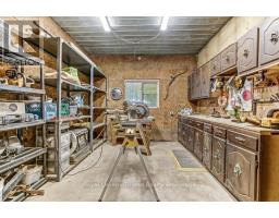 714624 MIDDLETOWN LINE - 28