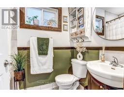 714624 MIDDLETOWN LINE - 32