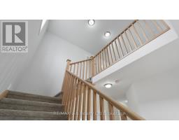 107 CAYLEY STREET - 12