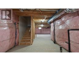 107 CAYLEY STREET - 25