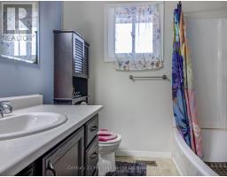 8 MOHICAN DRIVE - 16