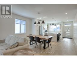 7 CHARLES COURT - 15