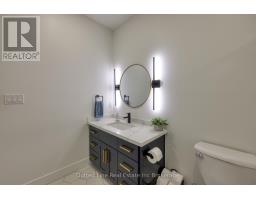 7 CHARLES COURT - 17