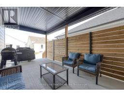 7 CHARLES COURT - 28