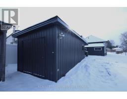 12 MARIAM STREET - 37