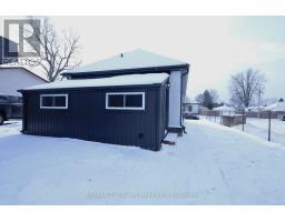 12 MARIAM STREET - 41