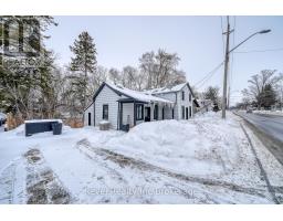 123 CHARLES STREET E - 32