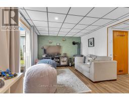 686 GOSHEN ROAD - 12