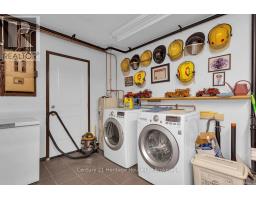 686 GOSHEN ROAD - 34