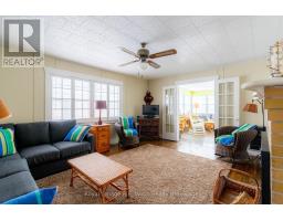 4 JENNY WREN LANE - 16