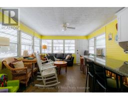 4 JENNY WREN LANE - 19