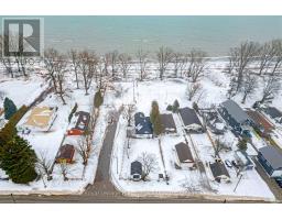 4 JENNY WREN LANE - 35