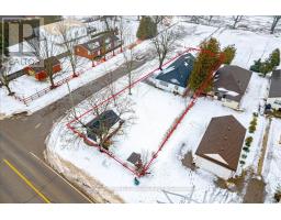 4 JENNY WREN LANE - 36