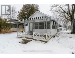 4 JENNY WREN LANE - 4