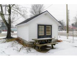 4 JENNY WREN LANE - 7