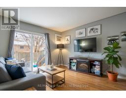 27 - 10 DUFFERIN STREET - 3