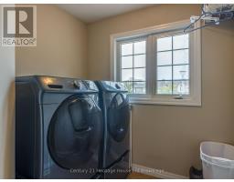 702 FRONTENAC CRESCENT - 20