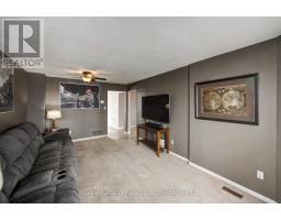 118 CANROBERT STREET - 11