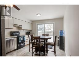 118 CANROBERT STREET - 13