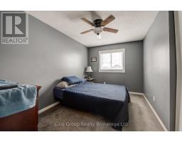 118 CANROBERT STREET - 20