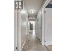 118 CANROBERT STREET - 36