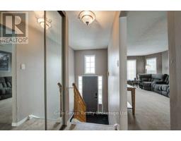 118 CANROBERT STREET - 4