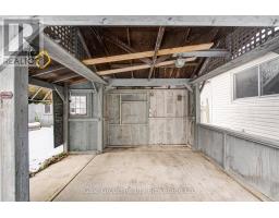 118 CANROBERT STREET - 41