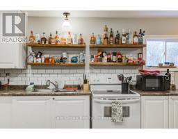 20 TEEPLE STREET - 31