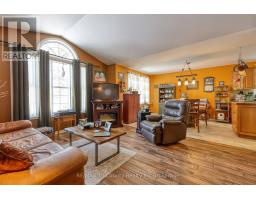 24 LORRAINE AVENUE - 14